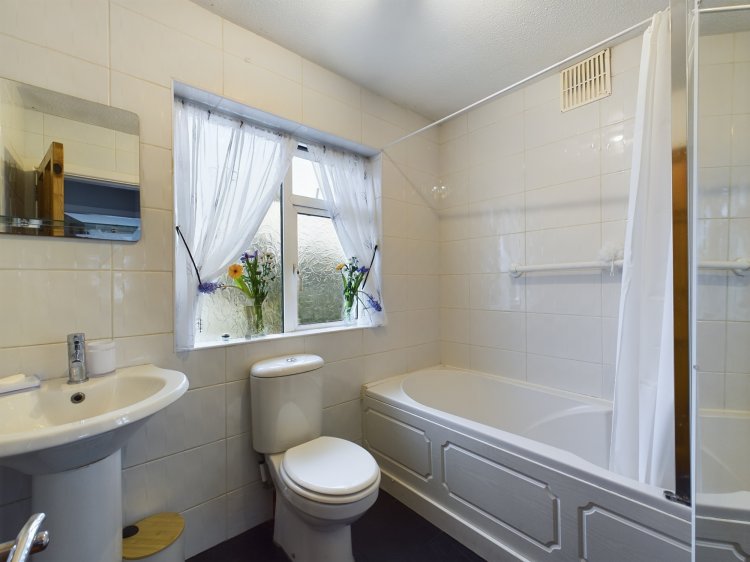 12 Ursuline Crescent, Co. Waterford Waterford City Waterford Offr.io