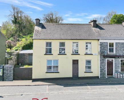 The Squre, Kildysart, County Clare, V95 K5R3, Ireland