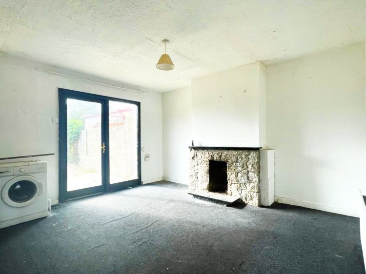 52 St Josephs Road Greenhills Dublin 12 D12 W2Y2 IE dummy Antrim Offr.io