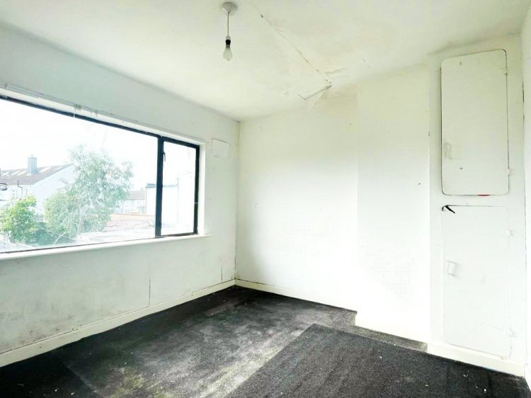 52 St Josephs Road Greenhills Dublin 12 D12 W2Y2 IE dummy Antrim Offr.io