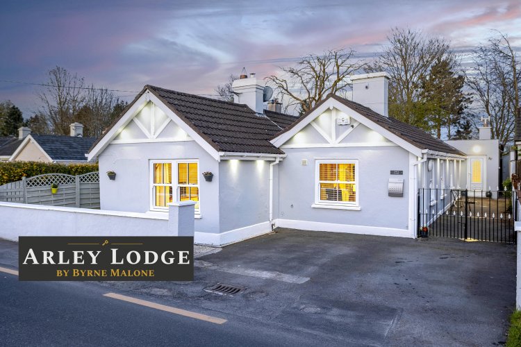 Arley Lodge, Brownstown, The Curragh, County Kildare, Ireland Newbridge