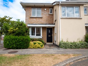 1 Fernleigh Grove, Carpenterstown, Dublin, Ireland Castleknock Dublin ...